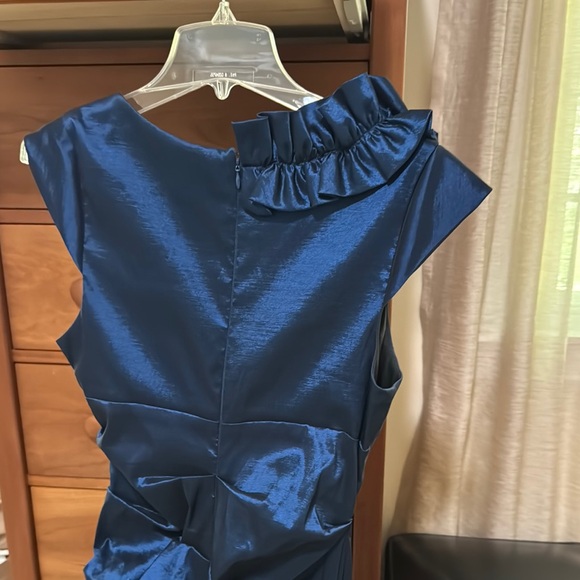 Blue Asymmetrical Ruffled Dress - Picture 3 of 6